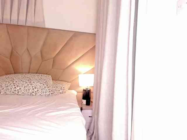 serena_ webcam