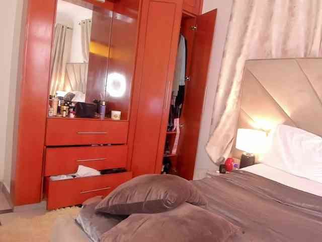 serena_ webcam