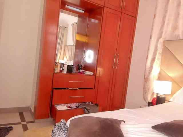 serena_ webcam