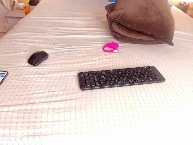 serena_ webcam