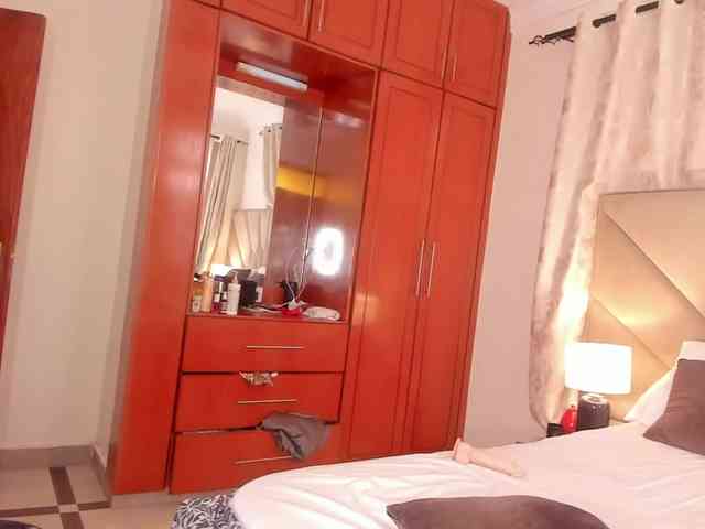serena_ webcam