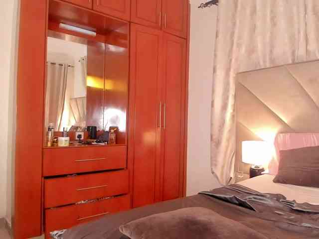 serena_ webcam
