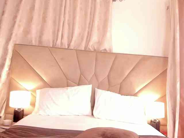 serena_ webcam