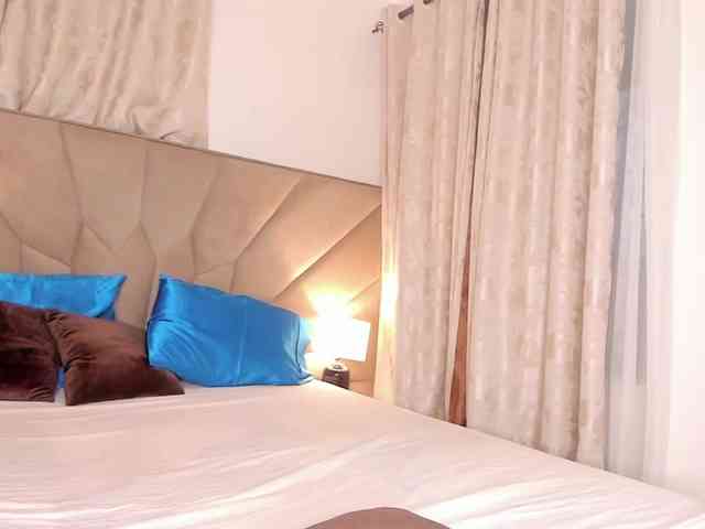 serena_ webcam