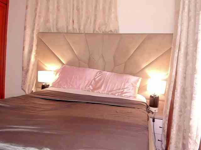 serena_ webcam
