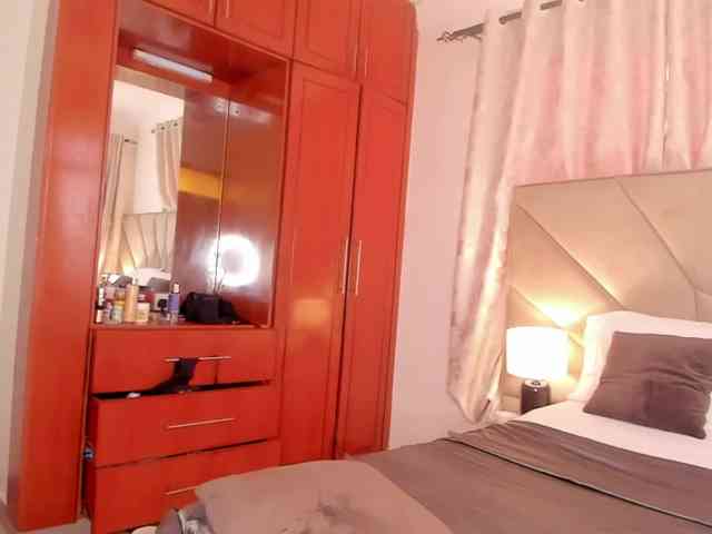 serena_ webcam