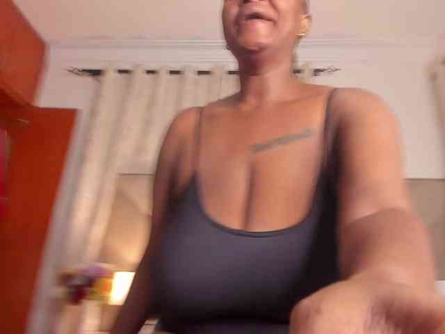 serena_ webcam