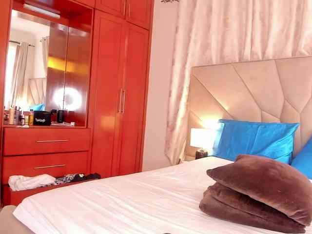 serena_ webcam