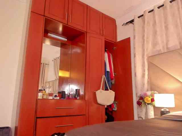 serena_ webcam