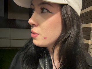 BustyLina