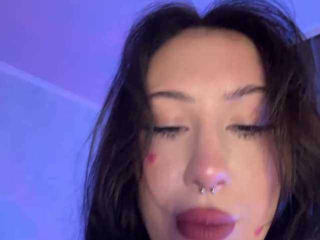 CurvyWoman-