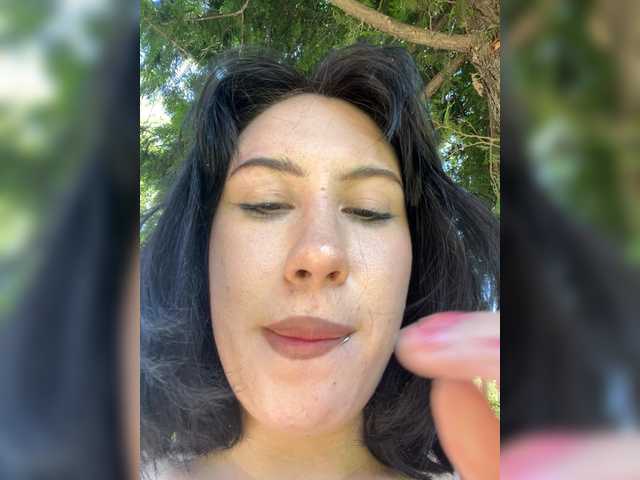 BustyLina