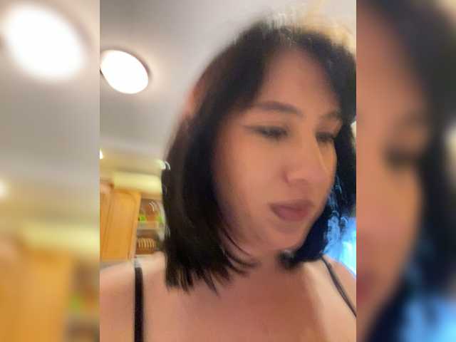 CurvyWoman-