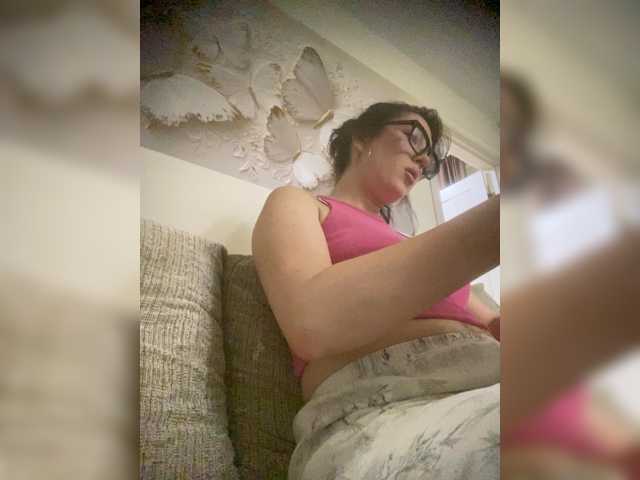 Bustylina live cam