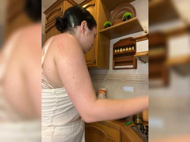 CurvyWoman- live cam on BongaCams