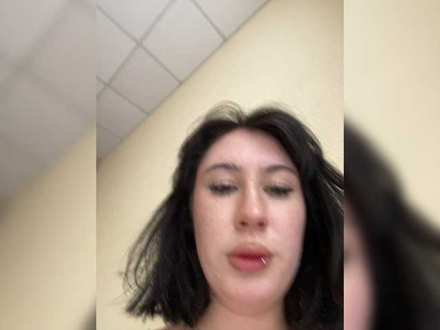 CurvyWoman-