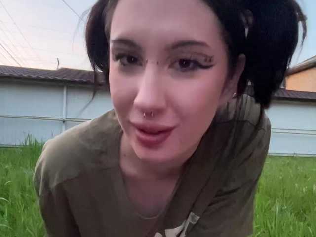 BustyLina webcam