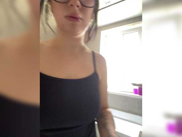 CurvyWoman- live cam on BongaCams