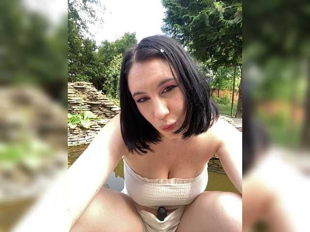 CurvyWoman- live cam on BongaCams
