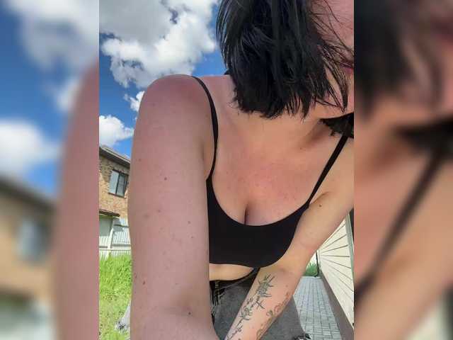 CurvyWoman- preview