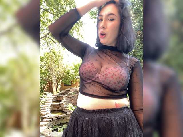 Live трансляция BustyLina - slutnetki.online