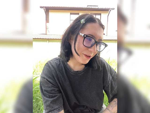 CurvyWoman- live webcam show