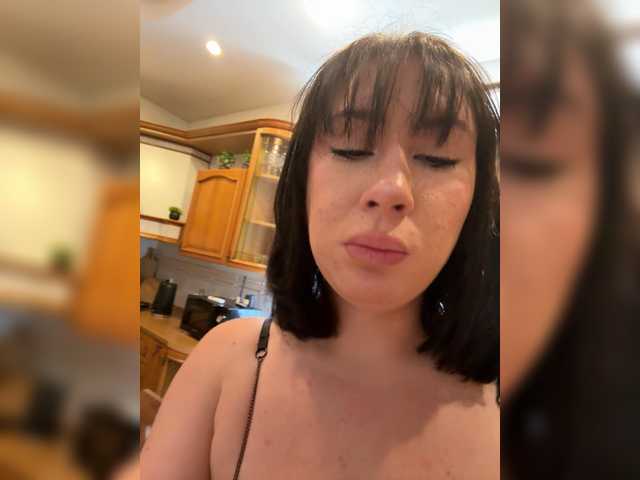 CurvyWoman- live cam on BongaCams
