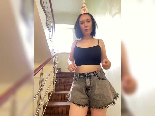 CurvyWoman-