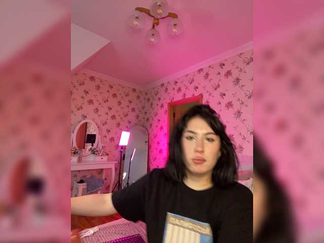 CurvyWoman-