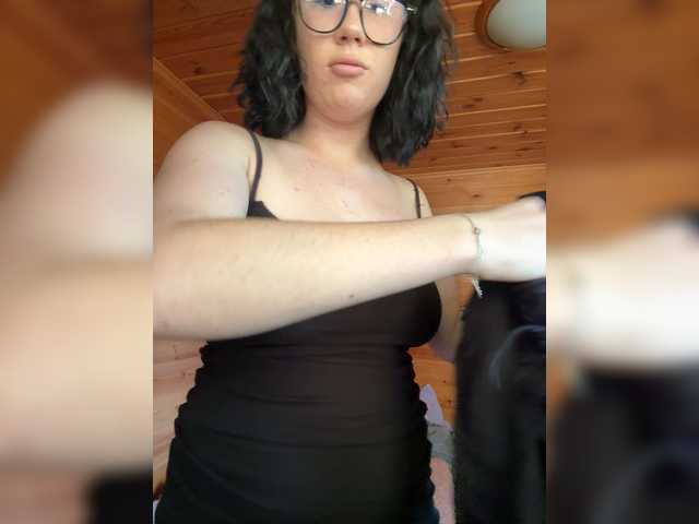 BustyLina