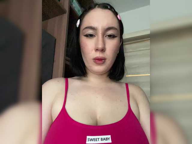 CurvyWoman- live webcam show