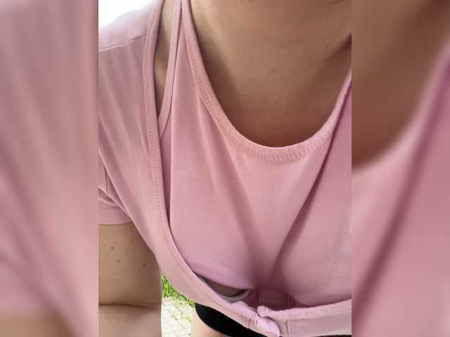  CurvyWoman- chat room