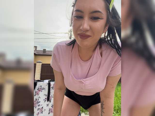 CurvyWoman-