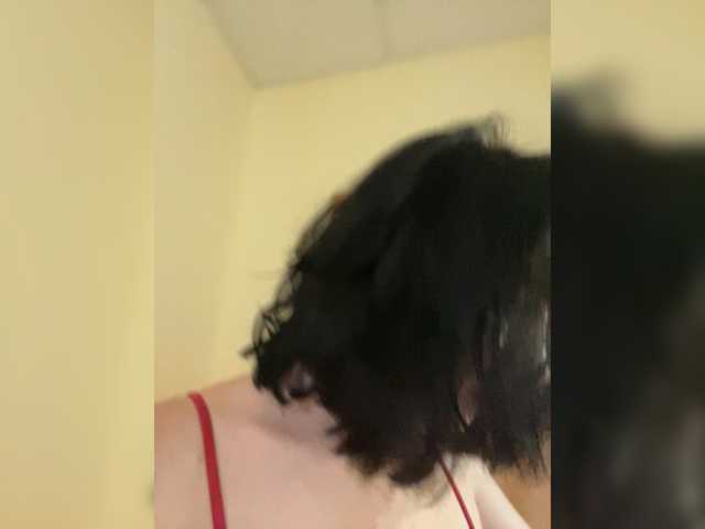 CurvyWoman-