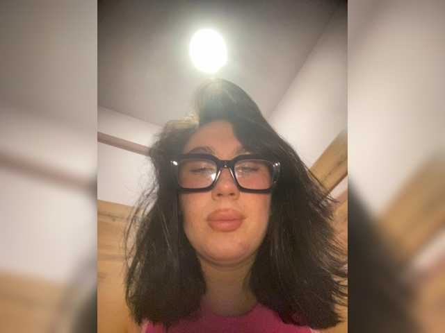 CurvyWoman- live cam on BongaCams