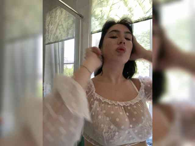 BustyLina webcam