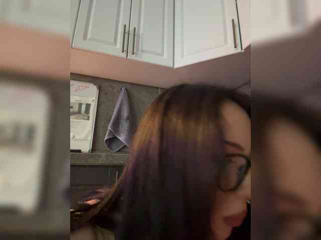 BustyLina webcam