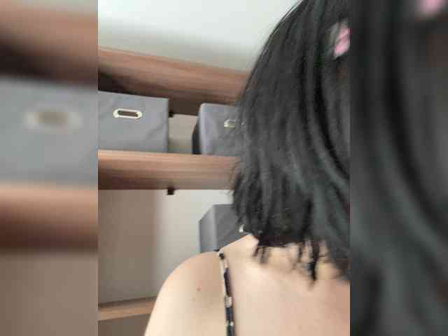 BustyLina webcam