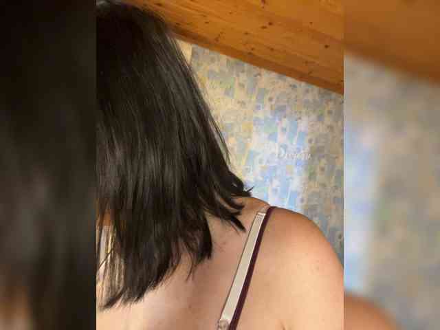 Modelo: BustyLina