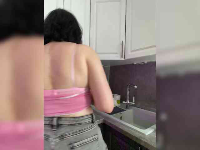 CurvyWoman-