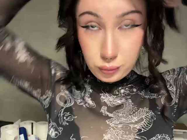 BustyLina webcam