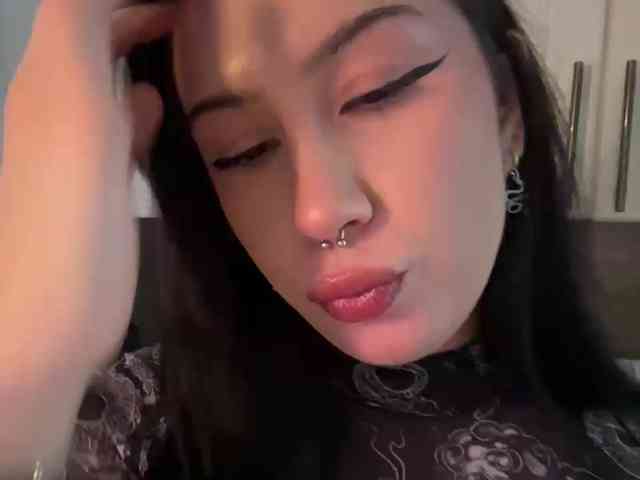 BustyLina webcam