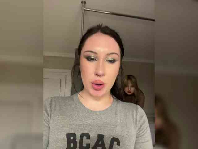 BustyLina