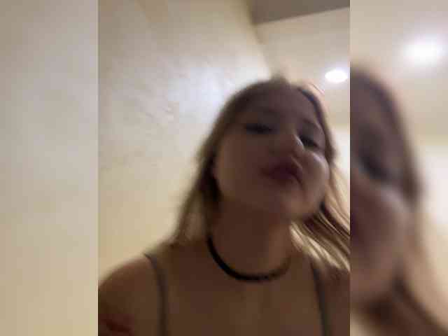 BustyLina