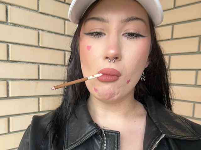BustyLina