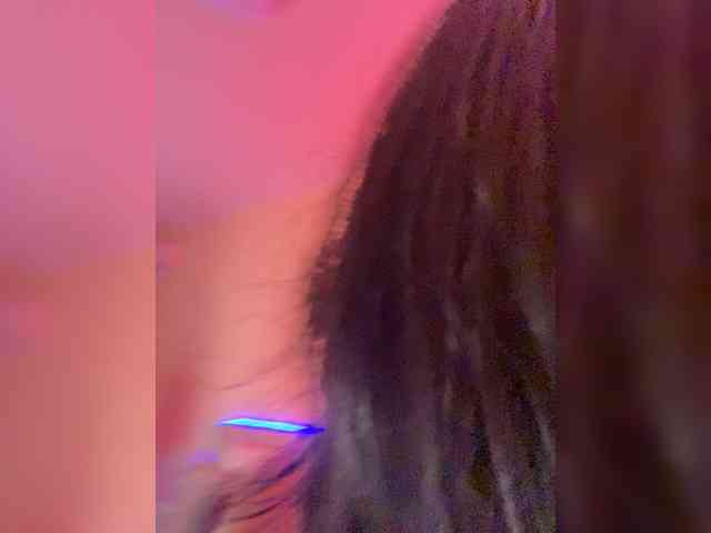 BustyLina webcam