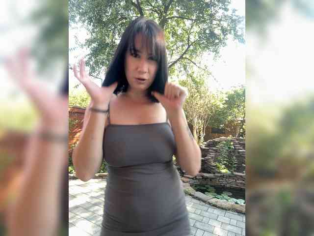 CurvyWoman- CurvyWoman-