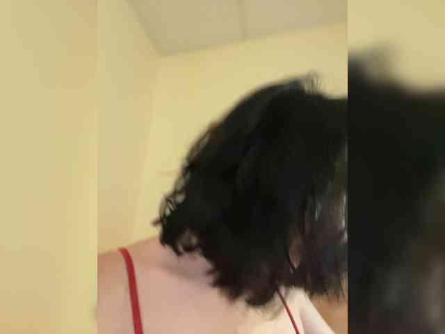 BustyLina webcam