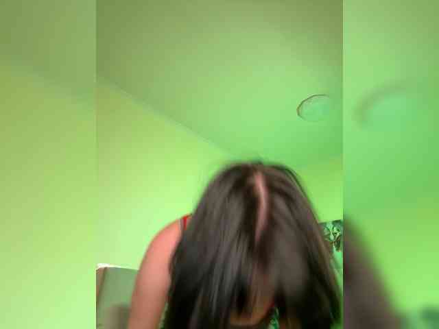 BustyLina webcam