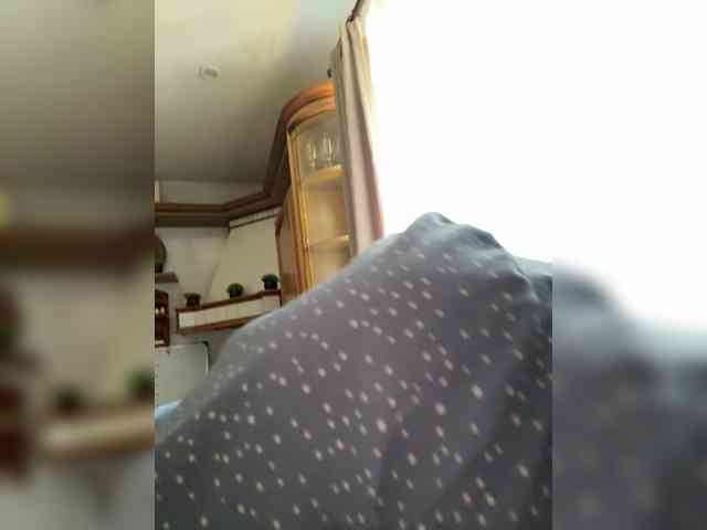 BustyLina webcam
